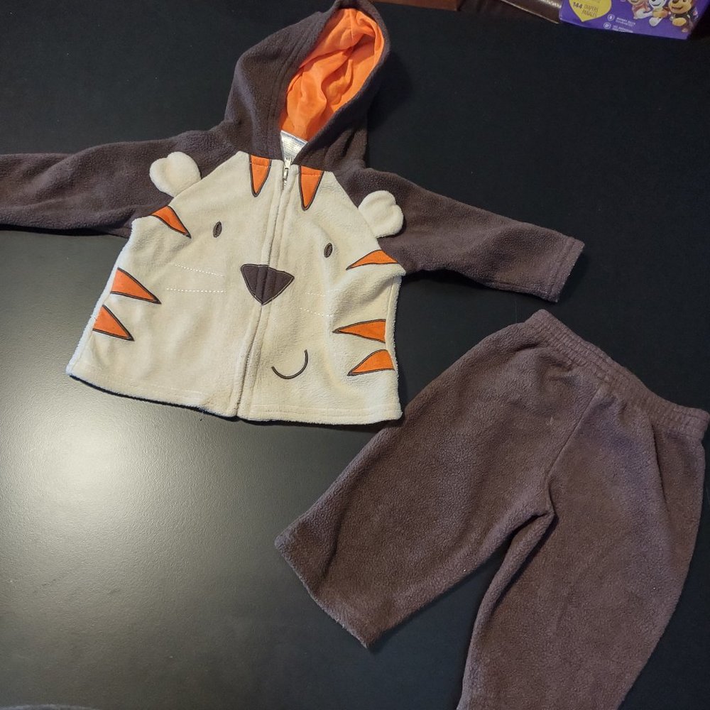 Fleece Tiger Hoodie with Pants